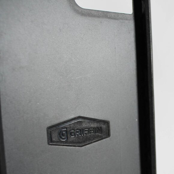 Griffin Survivor Journey Ultra Slim Case for iPhone 7 Plus Black Used - Picture 2 of 4